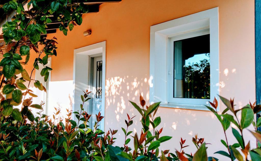 V-Apartments Tsoukalaiika Luaran gambar